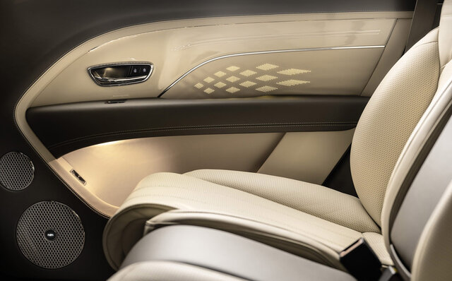 Bentayga's Top-Tier Long-Wheelbase Model Arrives—The Keyword is “Wellness”｜Bentley