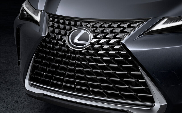 Lexus World Premieres the New UX, Launching in Japan Around Summer 2022 | LEXUS