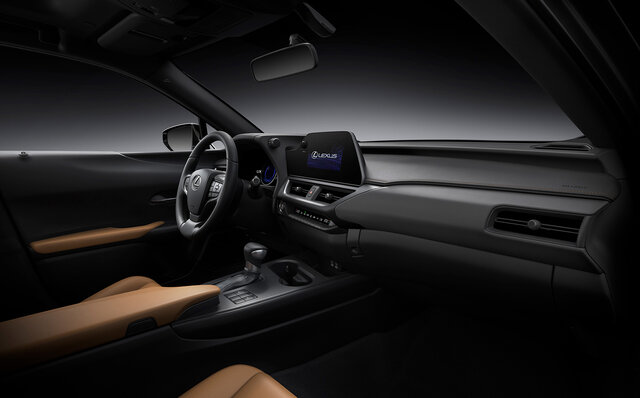 Lexus World Premieres the New UX, Launching in Japan Around Summer 2022 | LEXUS
