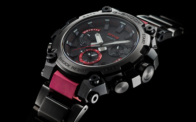 The ultimate everyday G-SHOCK for adults is complete. Achieving the "thinnest ever" for the MT-G series while maintaining a tough look | G-SHOCK