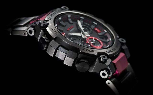 The ultimate everyday G-SHOCK for adults is complete. Achieving the "thinnest ever" for the MT-G series while maintaining a tough look | G-SHOCK