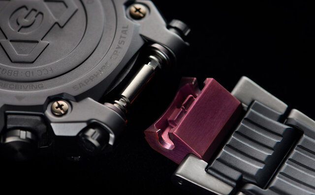 The ultimate everyday G-SHOCK for adults is complete. Achieving the "thinnest ever" for the MT-G series while maintaining a tough look | G-SHOCK