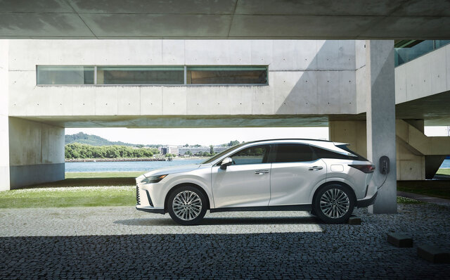 The Next Generation of Lexus: The Fourth Model, the RX, Makes Its World Premiere | LEXUS
