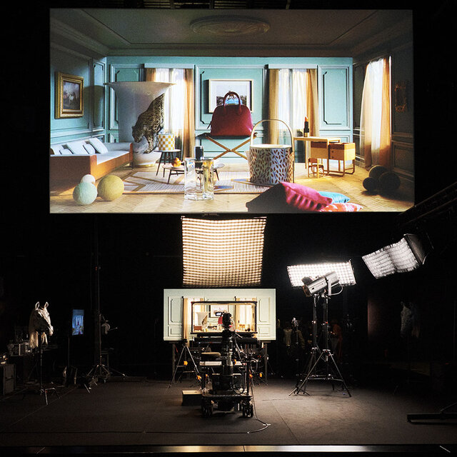 Experience Hermès's Playfulness and Lightness at the Hermès Theater "The Workshop of Lightness." World Premiere in Tokyo Midtown | HERMÈS