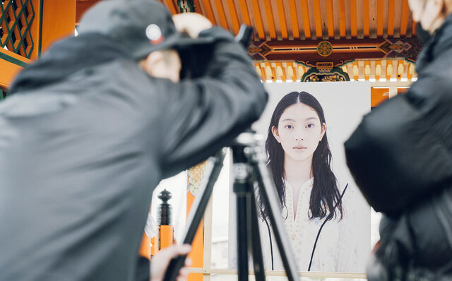 Kensaku Kakimoto Photo Exhibition Held at Otowasan Kiyomizu-dera Temple. Expressing the Concept of "Living in This Moment" Through the Theme of Time | ART