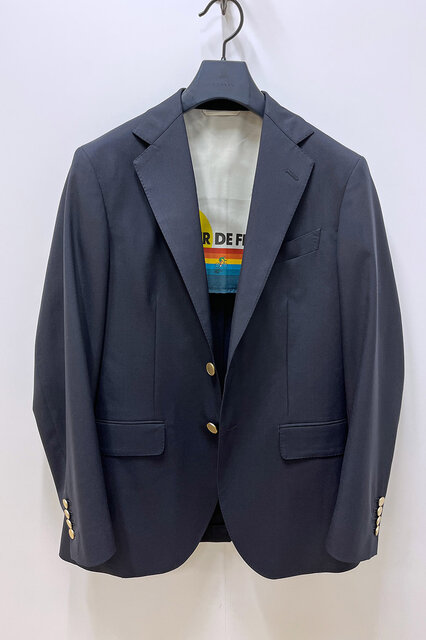 A capsule collection from "Lanvin Collection" and "Tour de France" has arrived. This summer's limited-edition lineup features playful, French-chic items | LANVIN COLLECTION
