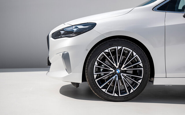 BMW２シリーズ アクティブツアラーがフルモデルチェンジ｜BMW