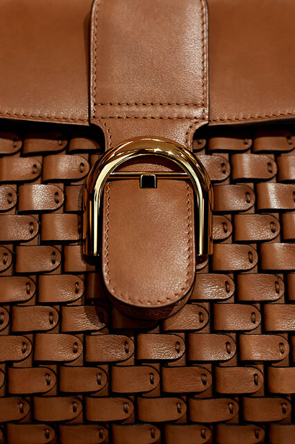 Delvaux Presents New Collection "THE LEATHER MASTERY" Featuring Innovative Techniques | DELVAUX