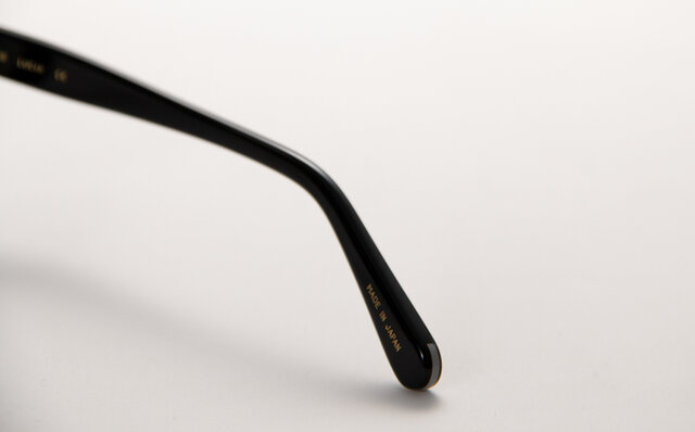 Designed by the team behind popular eyewear brands. A rising sunglasses brand: mille
