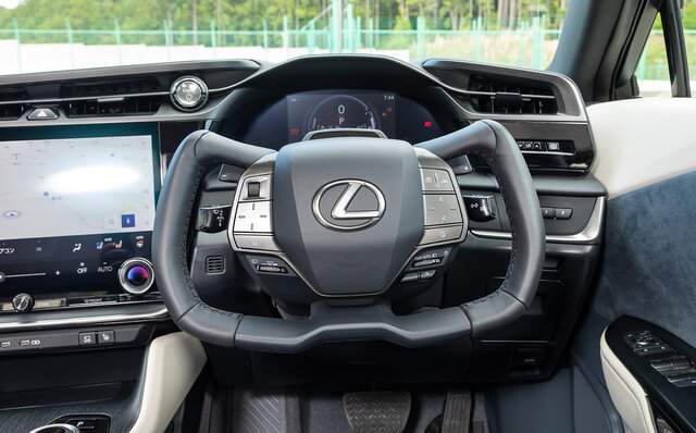 Test Drive: Lexus RZ Prototype with Steer-by-Wire – Effortless Steering Without Hand-Over | LEXUS