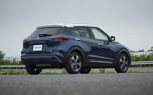 Test Drive: Nissan's Compact SUV, the Kicks—Unusually Quiet, Smooth, and Fast for a Compact SUV | NISSAN