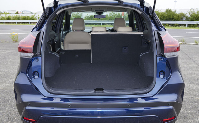 Test Drive: Nissan's Compact SUV, the Kicks—Unusually Quiet, Smooth, and Fast for a Compact SUV | NISSAN