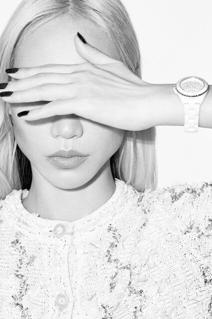 “CHANEL”のロゴが主役！「シャネル ウォンテッド カプセル コレクション」｜CHANEL