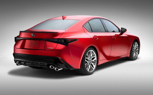 Equipped with a 481-hp 5.0-liter V8 Engine – The IS500 Arrives in Japan | LEXUS