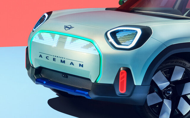 MINIの未来を提示するBEVクロスオーバーコンセプト「コンセプト エースマン」を世界初披露｜MINI