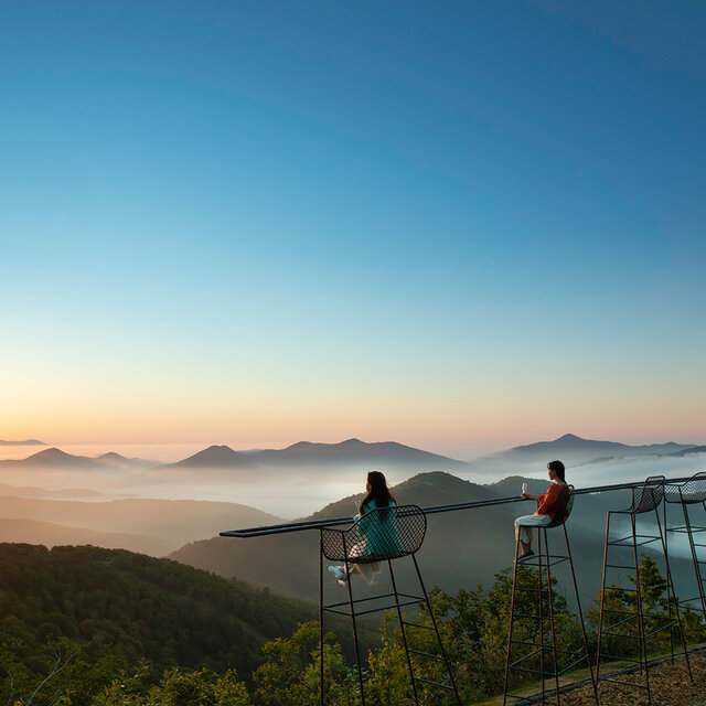 北海道感ほとばしる、 雲海、ファームエリア、ナチュールワイン。夏トマムを満喫するTO DOリスト｜TRAVEL