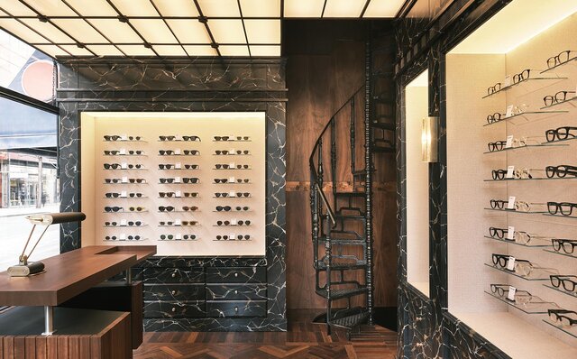 An innovative British eyewear brand. Special sale of a limited-edition model exclusive to their local shop: CUBITTS.