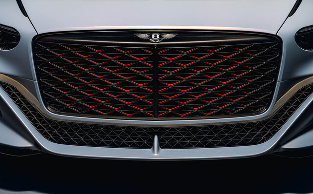 マリナーが手掛ける世界で18台限定の2シーターGT「バトゥール」を公開｜BENTLEY