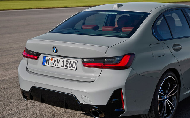 BMW3シリーズがマイナーチェンジ──デザインと安全機能がアップデート｜BMW