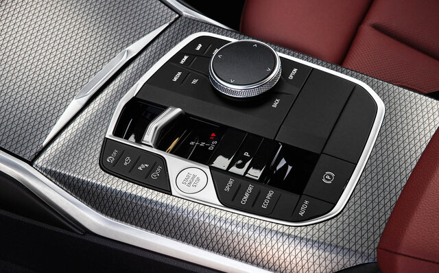 BMW3シリーズがマイナーチェンジ──デザインと安全機能がアップデート｜BMW