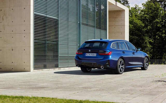BMW3シリーズがマイナーチェンジ──デザインと安全機能がアップデート｜BMW