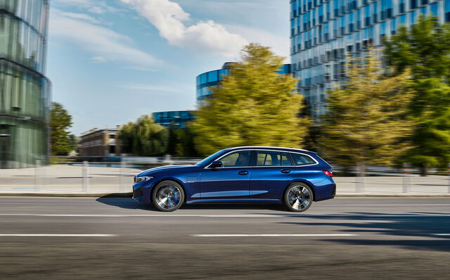 BMW3シリーズがマイナーチェンジ──デザインと安全機能がアップデート｜BMW