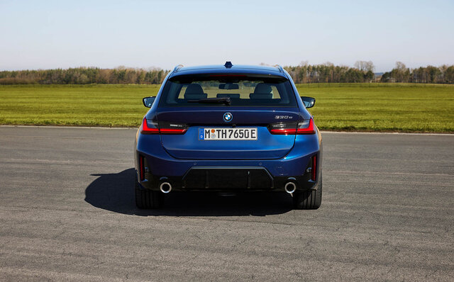 BMW3シリーズがマイナーチェンジ──デザインと安全機能がアップデート｜BMW