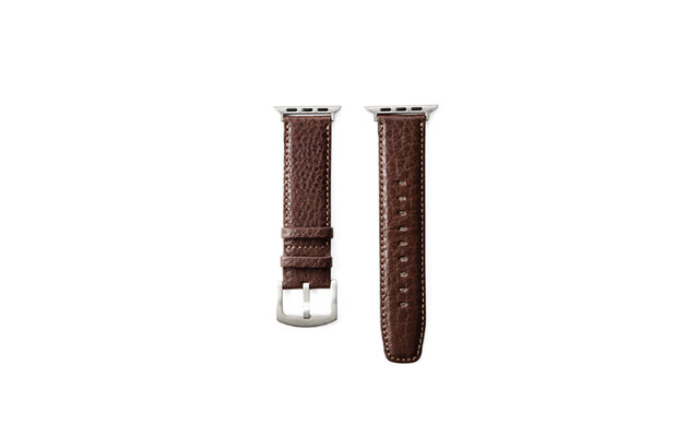 Add a touch of quality with Japanese oil-tanned leather that beautifully ages over time. "Leather Band for Apple Watch" | TSUCHIYA-KABAN