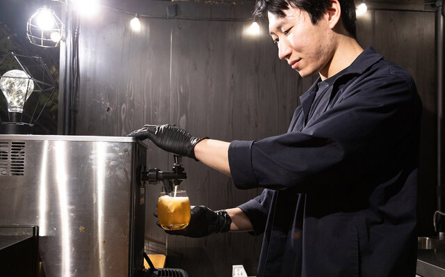 「大阪」の人情下町テーマパーク。そして浪速キュイジーヌで食い倒れ！｜TRAVEL