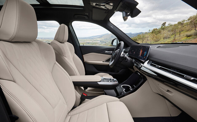 航続距離465kmのBEVもラインアップ──新型BMW「X1」がデビュー｜BMW