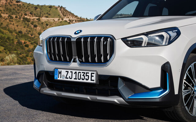 航続距離465kmのBEVもラインアップ──新型BMW「X1」がデビュー｜BMW