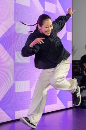 What is the future of blended reality that KDDI is orchestrating? | KDDI
