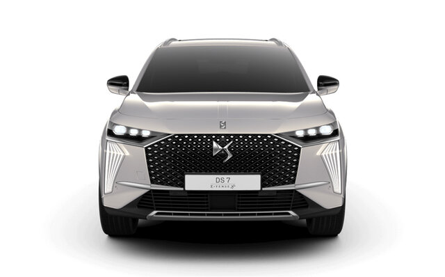 DS Automobiles' Flagship SUV, the New DS 7, Arrives in Japan | DS