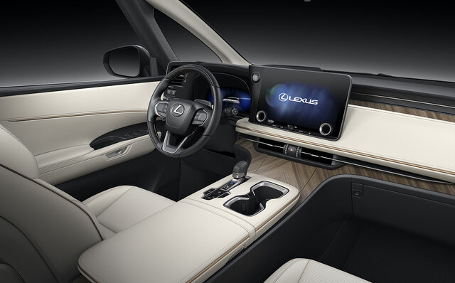 Lexus's Flagship MPV, the New LM, World Premieres at the Shanghai Auto Show | LEXUS
