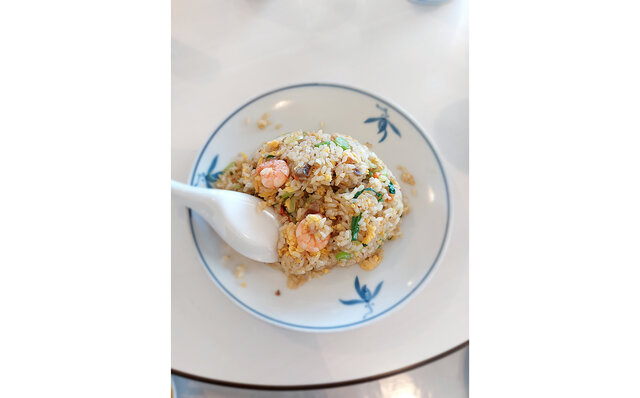 Serialized Essays | #ijichiman's Musings: "A Meal in a Historic Building"
