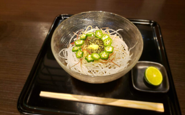 Serialized Essays | #ijichiman's Musings: "A Meal in a Historic Building"