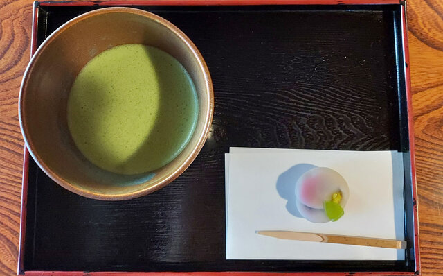 Serialized Essays | #ijichiman's Musings: "A Meal in a Historic Building"