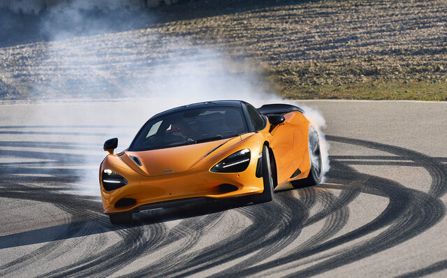 The Lightest and Most Powerful Yet: The McLaren 750S Debuts | McLaren