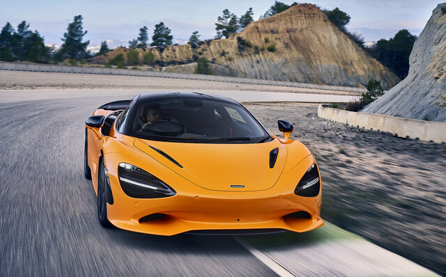 The Lightest and Most Powerful Yet: The McLaren 750S Debuts | McLaren