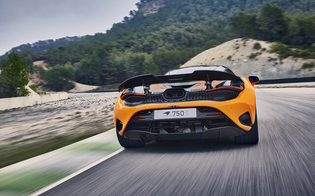 The Lightest and Most Powerful Yet: The McLaren 750S Debuts | McLaren