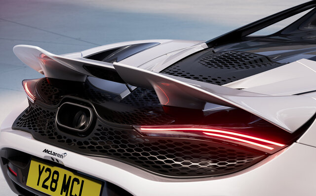 The Lightest and Most Powerful Yet: The McLaren 750S Debuts | McLaren
