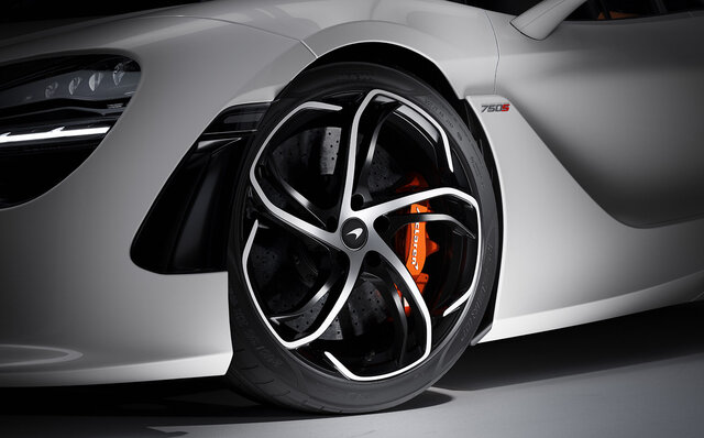 The Lightest and Most Powerful Yet: The McLaren 750S Debuts | McLaren