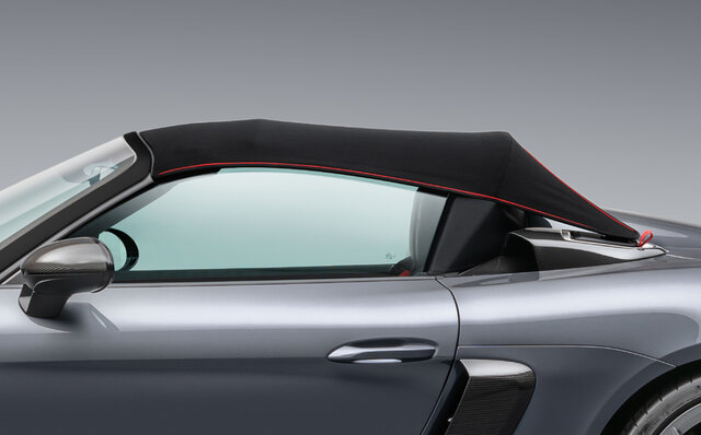 The 718 Spyder RS Debuts, the First Mid-Engined Spider with a Heart from the 911 GT3 | Porsche