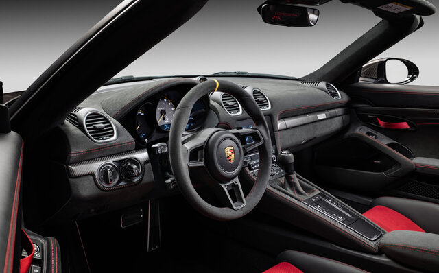The 718 Spyder RS Debuts, the First Mid-Engined Spider with a Heart from the 911 GT3 | Porsche