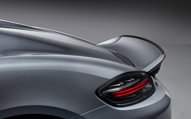 The 718 Spyder RS Debuts, the First Mid-Engined Spider with a Heart from the 911 GT3 | Porsche