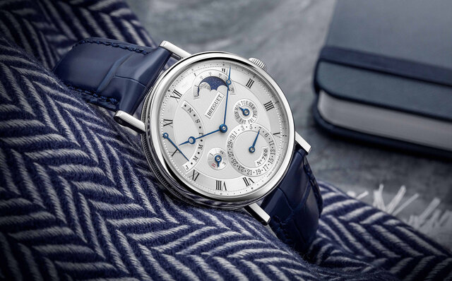 パーペチュアルカレンダーに新たなアレンジを加えた「クラシック パーペチュアルカレンダー 7327」｜BREGUET