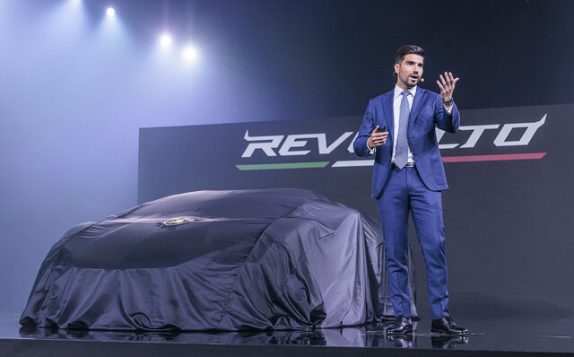 Lamborghini's First PHEV Flagship, the Revuelto, Makes its Japan Premiere | Lamborghini