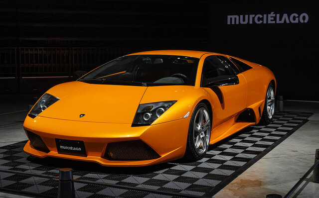 Lamborghini's First PHEV Flagship, the Revuelto, Makes its Japan Premiere | Lamborghini