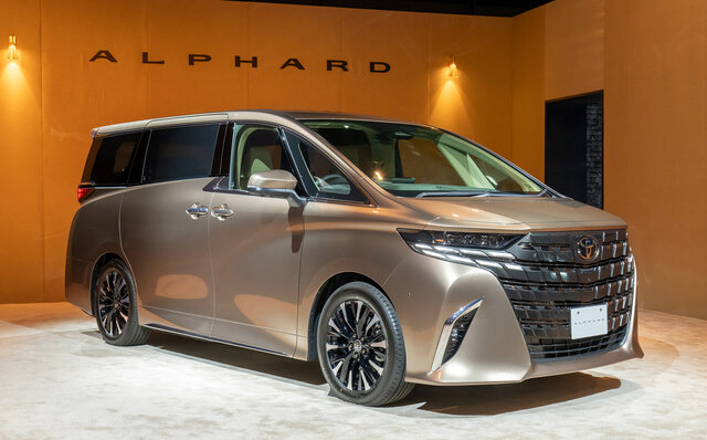 Toyota's flagship minivans, the Alphard and Vellfire, receive a full model change after eight years—achieving comfort comparable to luxury sedans | TOYOTA