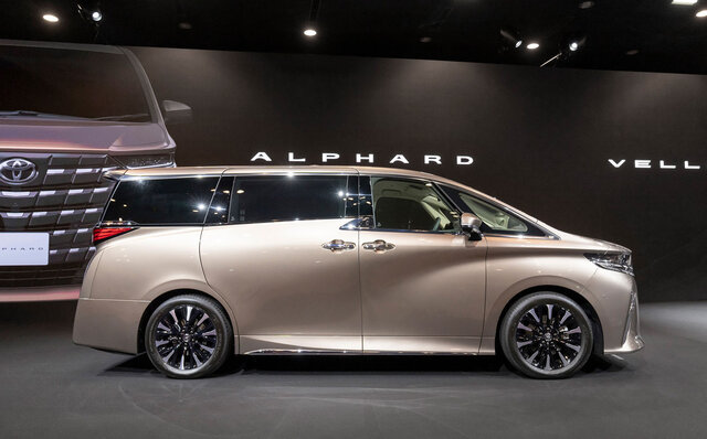 Toyota's flagship minivans, the Alphard and Vellfire, receive a full model change after eight years—achieving comfort comparable to luxury sedans | TOYOTA